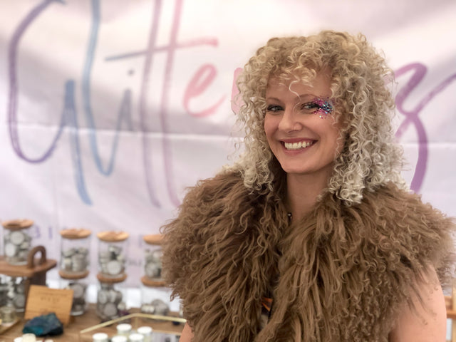 7 beautiful ways to apply face glitter